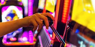 Antarmuka permainan Spadegaming di platform bandit188 menampilkan slot games dengan grafis berkualitas tinggi